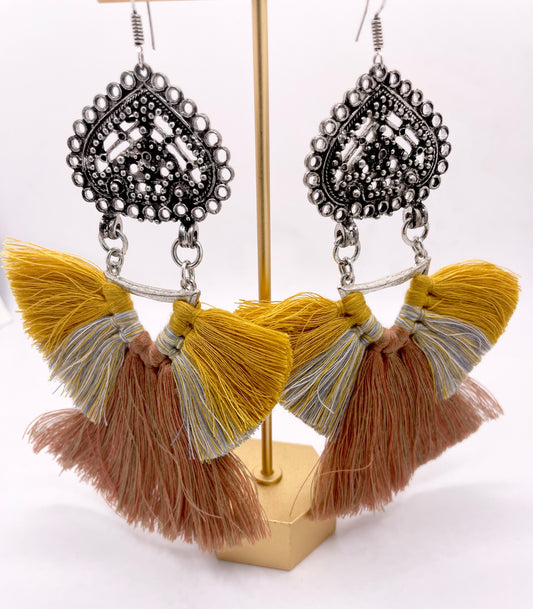Mixed Natural Pan Earrings